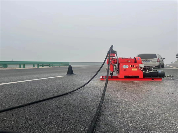 乳源马路路基路面开裂下沉注浆加固灌浆