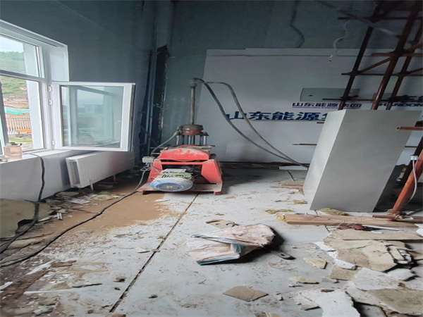 乳源地基基础下沉墙体裂缝加固注浆顶升施工