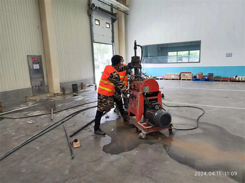 乳源厂房地面下沉塌陷注浆加固施工